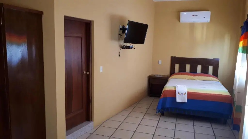Hotel Alebrijes
