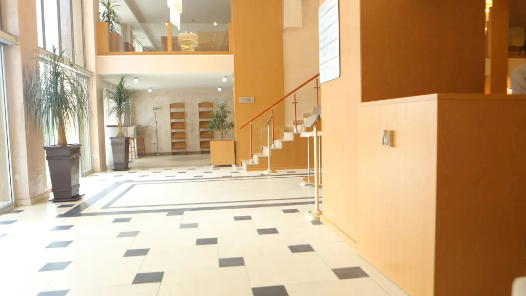 Momona Hotel