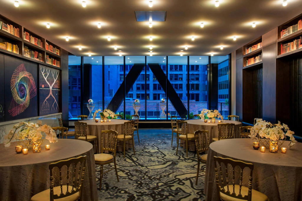 Hotel EMC2, Autograph Collection