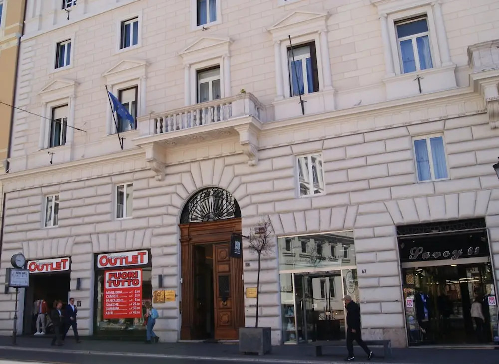 Glam Luxury Rome