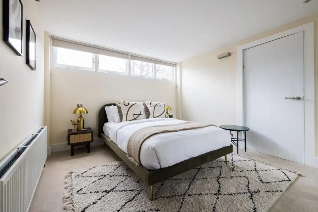 The West End Lane Wonder -Stunning & Bright 4BDR with Rooftop Terrace