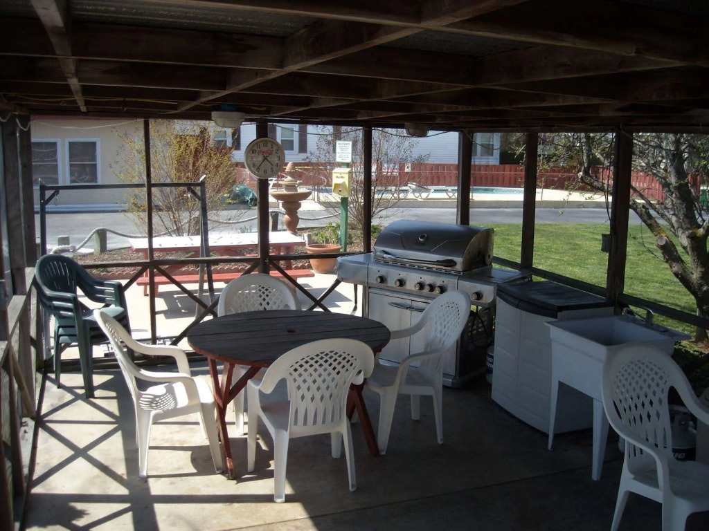 The Lighthouse Inn