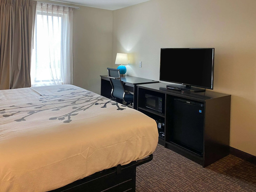 Sleep Inn Greensboro - Coliseum Area