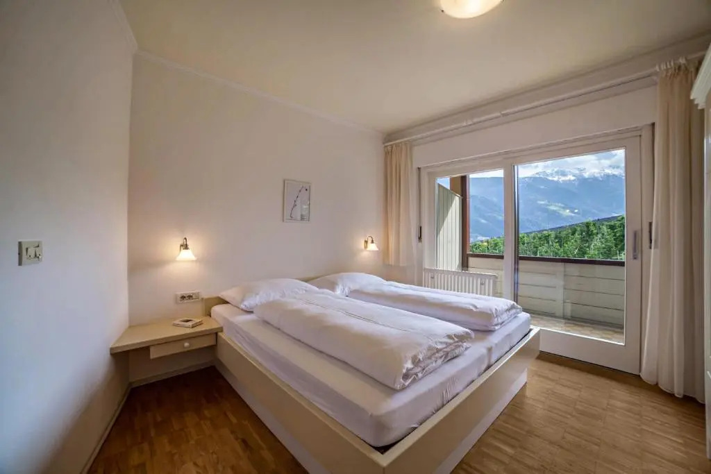 Wanda Apartment 6