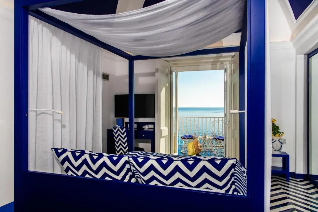 Imperati Suites by Alcione Residence