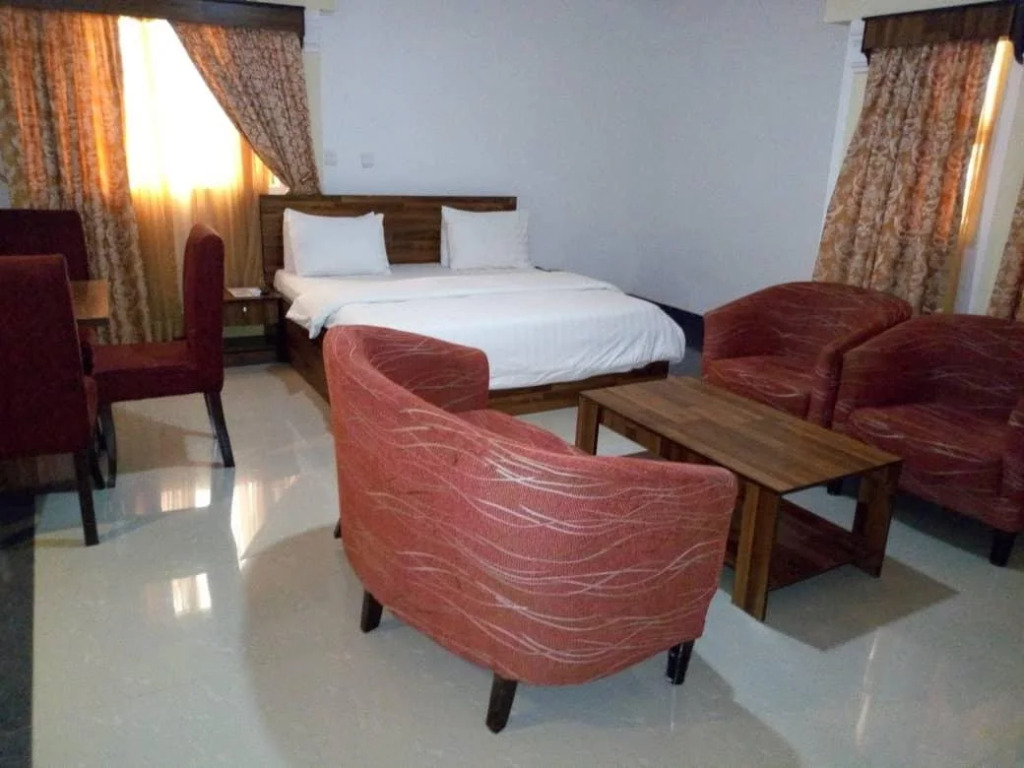 Cadestral Zone Hotel