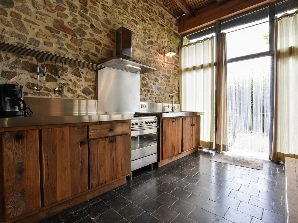 Farmhouse in Pyrenees With Pool