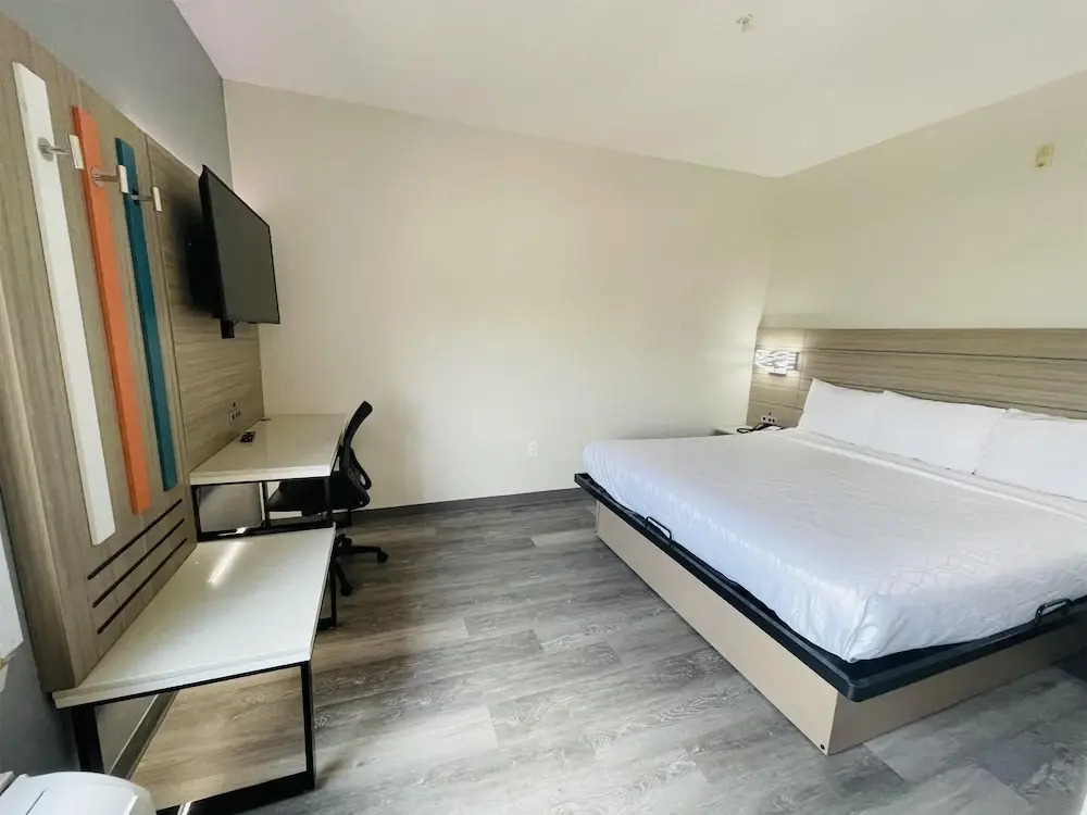 Sonesta Essential Hotel Houston-I-45 Spring
