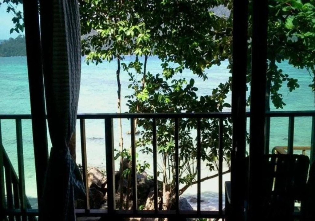 Lipe Sunset Beach Resort