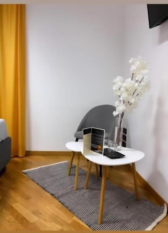 Palace Eight - Suites & Spa