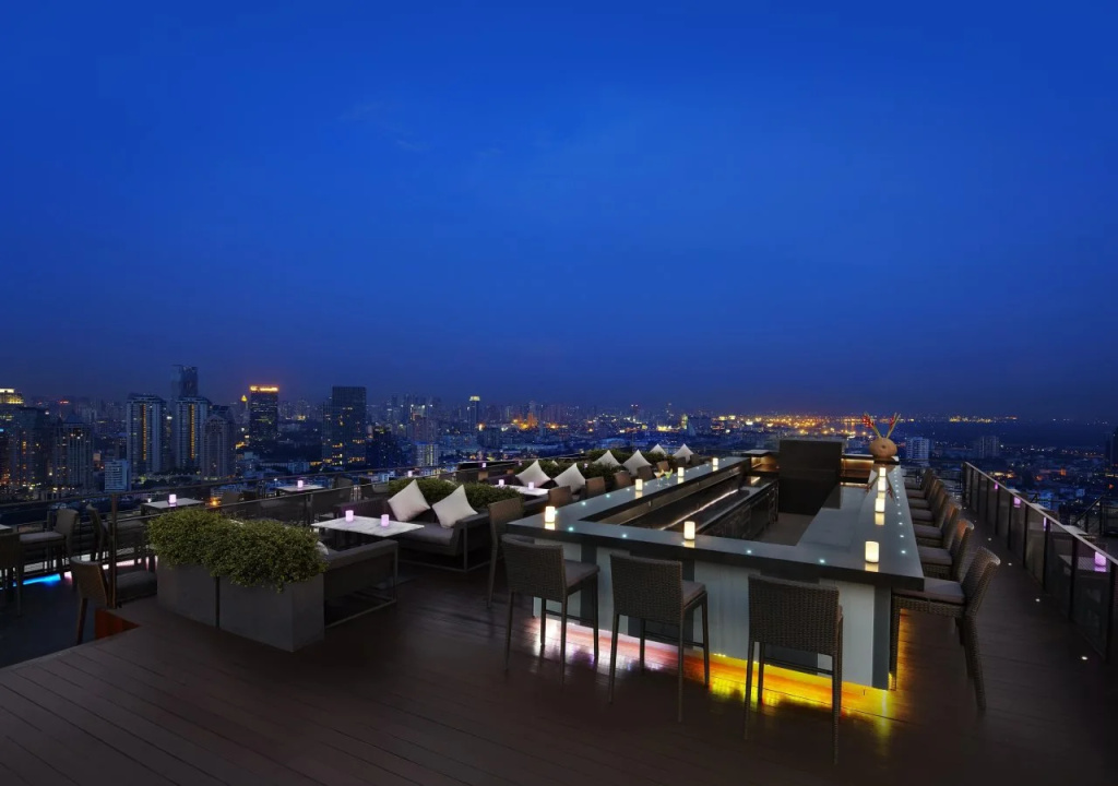 Отель JC Kevin Sathorn Bangkok Hotel