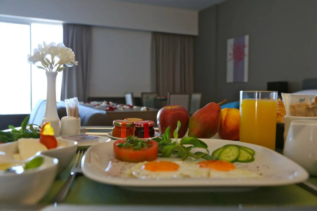 Warwick Pangea Beach Resort & Spa