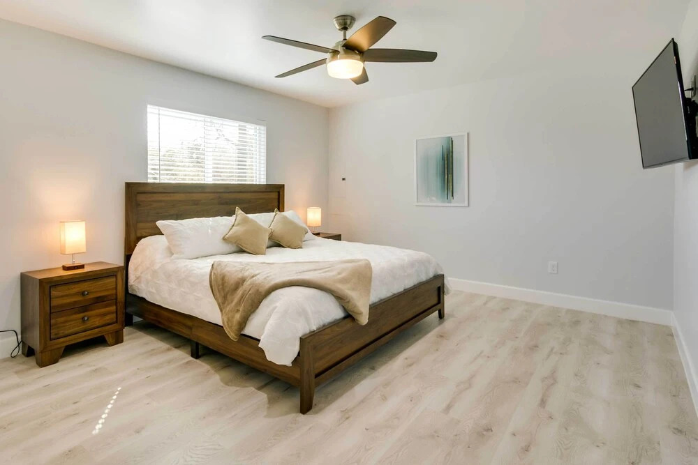 Spacious San Jacinto River Home w/ Waterfront Deck