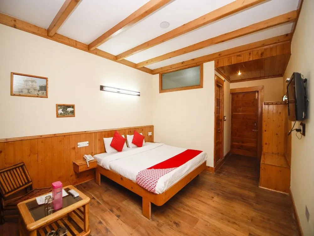 Hotel Red Heena