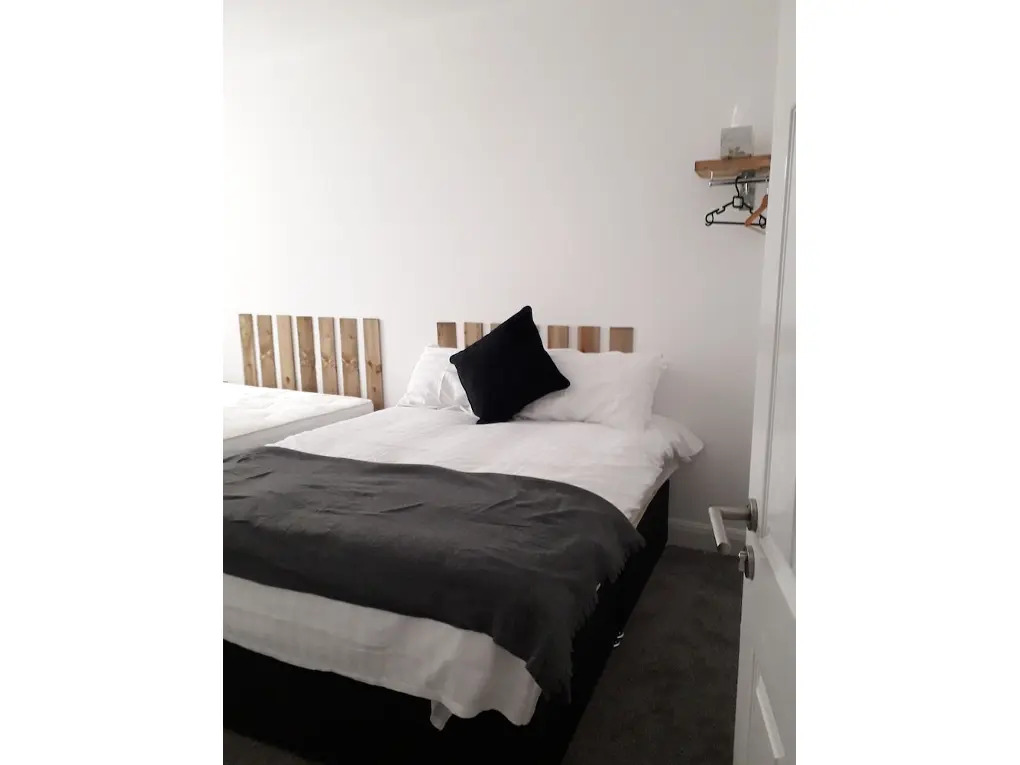 Molyneux Apartments
