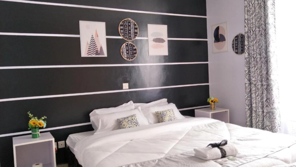 Cozy Rooms JKIA -Games Nights - Gated - Secure -3 Bedroom -5 Beds -2Baths -15Mins to JKIA-SGR