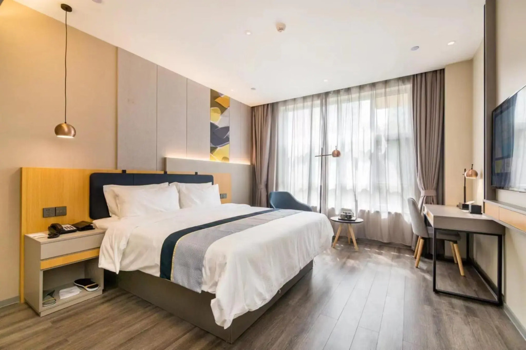 Homeinn Selected Hotel (Qinhuangdao Haigang District Yanshan University Maoye Center)