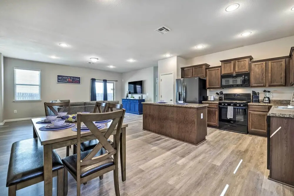 Family Home w/ Fenced Yard in Austin Suburbs!