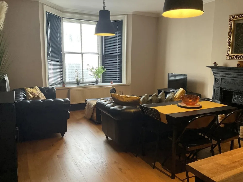 Brighton Beach Stylish 1 Bed Apartment