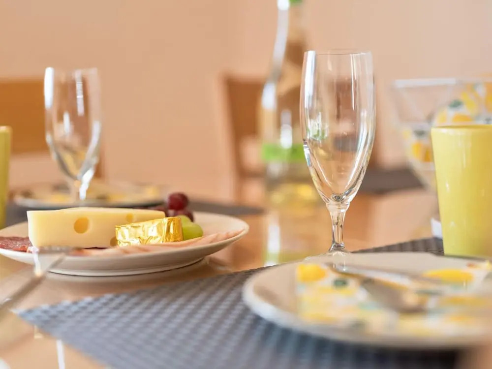 Sunny, Modern Furnished Apartment Your Favourite Place to Relax