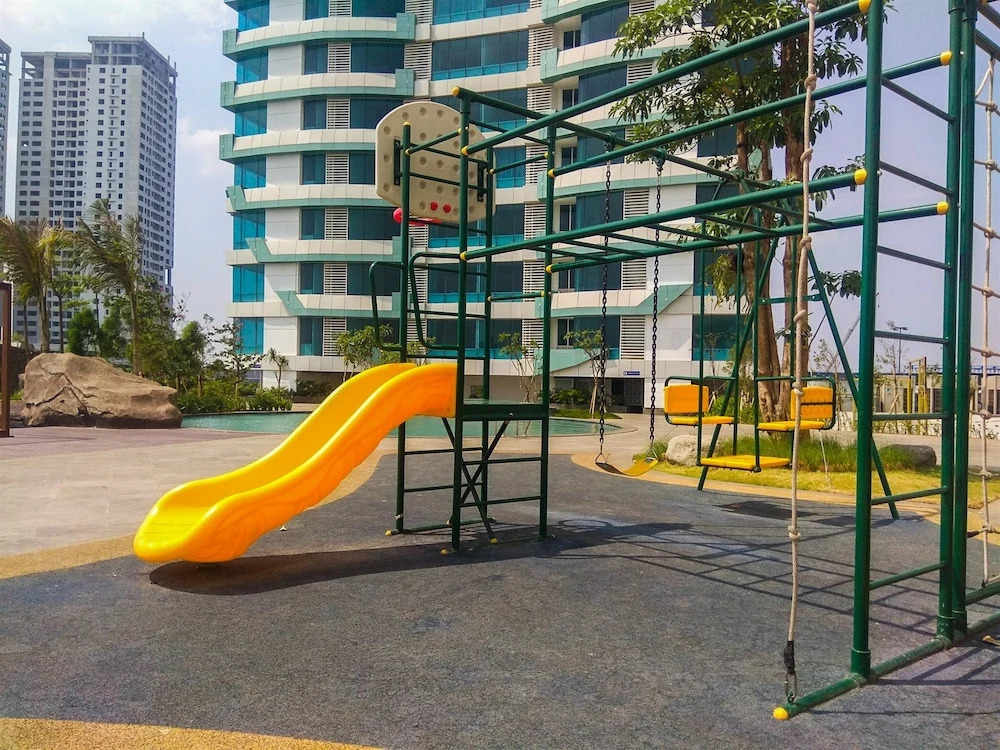 Luxury Furnished 2BR Grand Kamala Lagoon Apartment