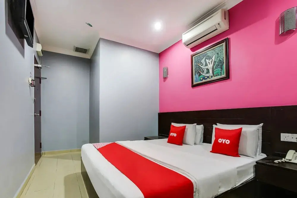 Oyo 89593 Ct Hotel