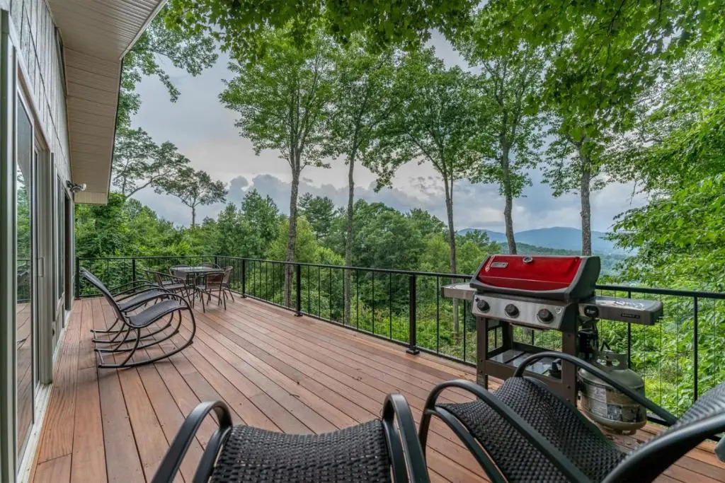 Journey House · Enjoy the View in the Journey House