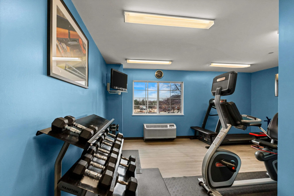 Suburban Studios Sterling - Washington Dulles