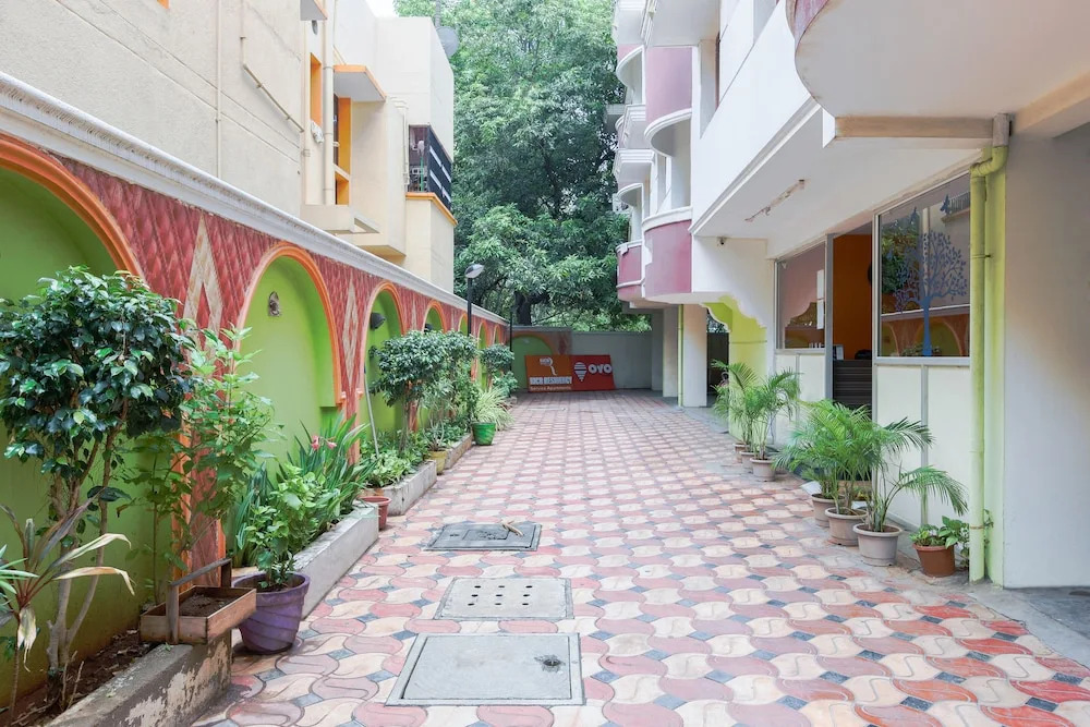 Hotel Rich Residency