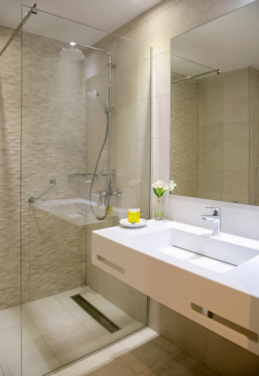 Asterias Beach Hotel