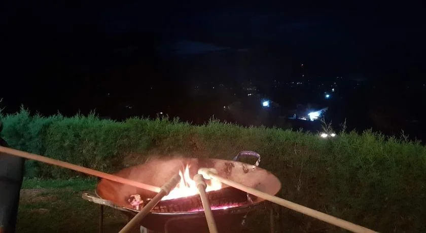 Banda Lodge