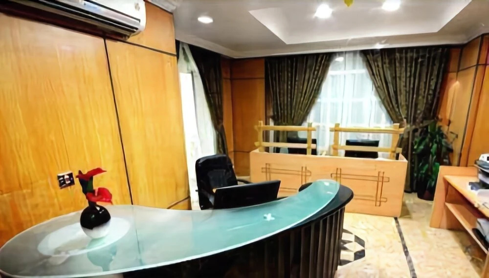 Crystal Palace Hotel Doha