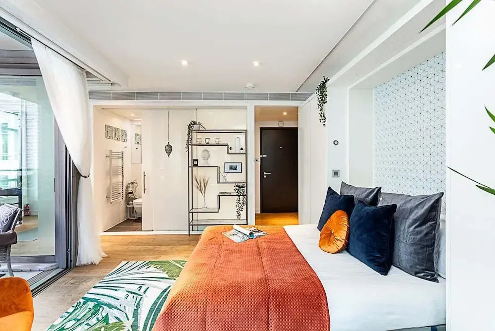 Idyllic Covent Garden Flat