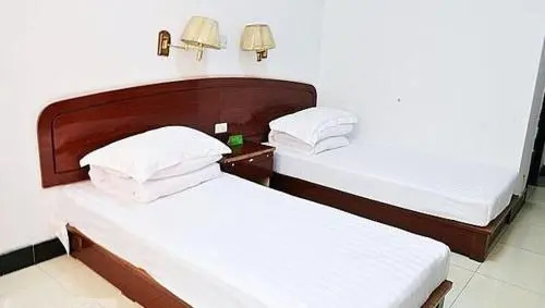 Yuncheng Heping Inn