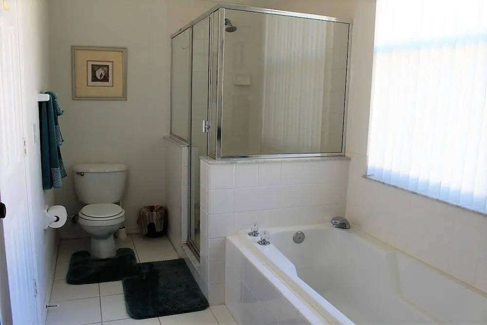 4 Bedroom Pool Home near Disney by Dreams VR
