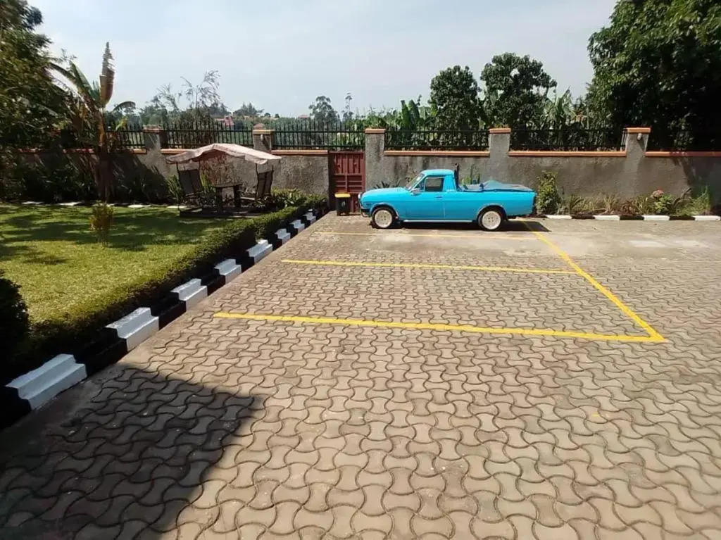 Mary Keeri Suites