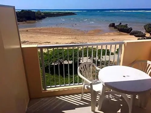Ken's Beachfront Cafe & Lodge, BL2, Oceanfront and Free Canoe Rental