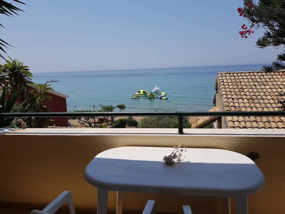 Menigos AA2 n o62 SeaView 2Bedroom