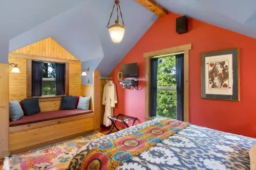 Juniper Lane Guest House