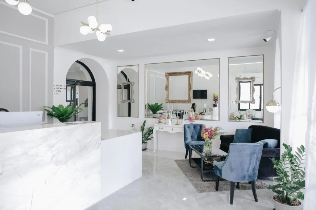 La Riva Boutique Hotel