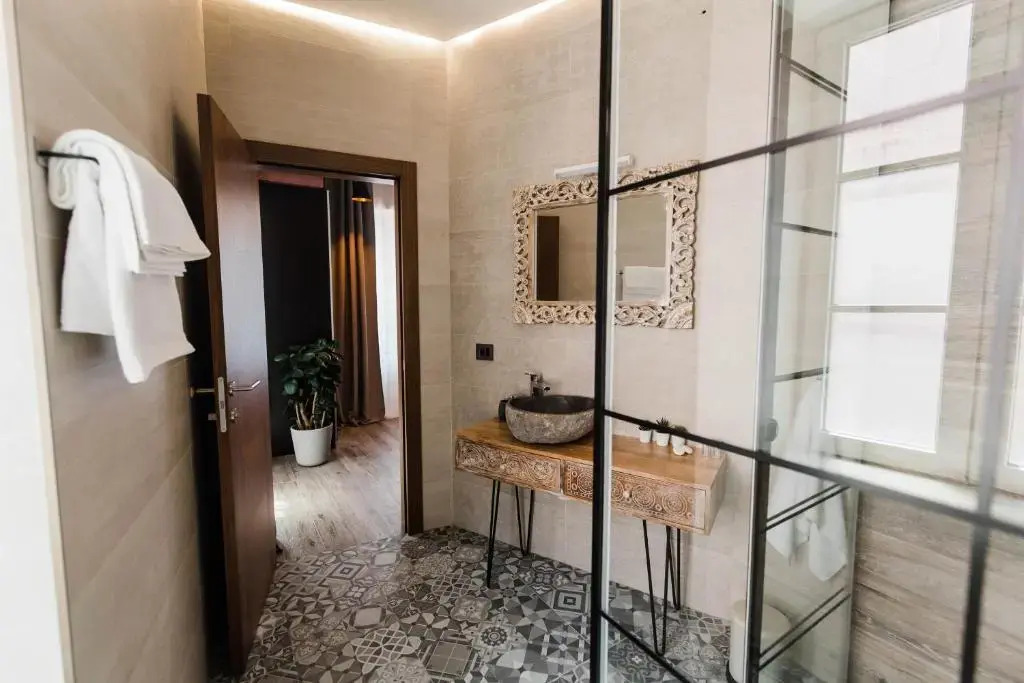 Square 19-Boutique rooms