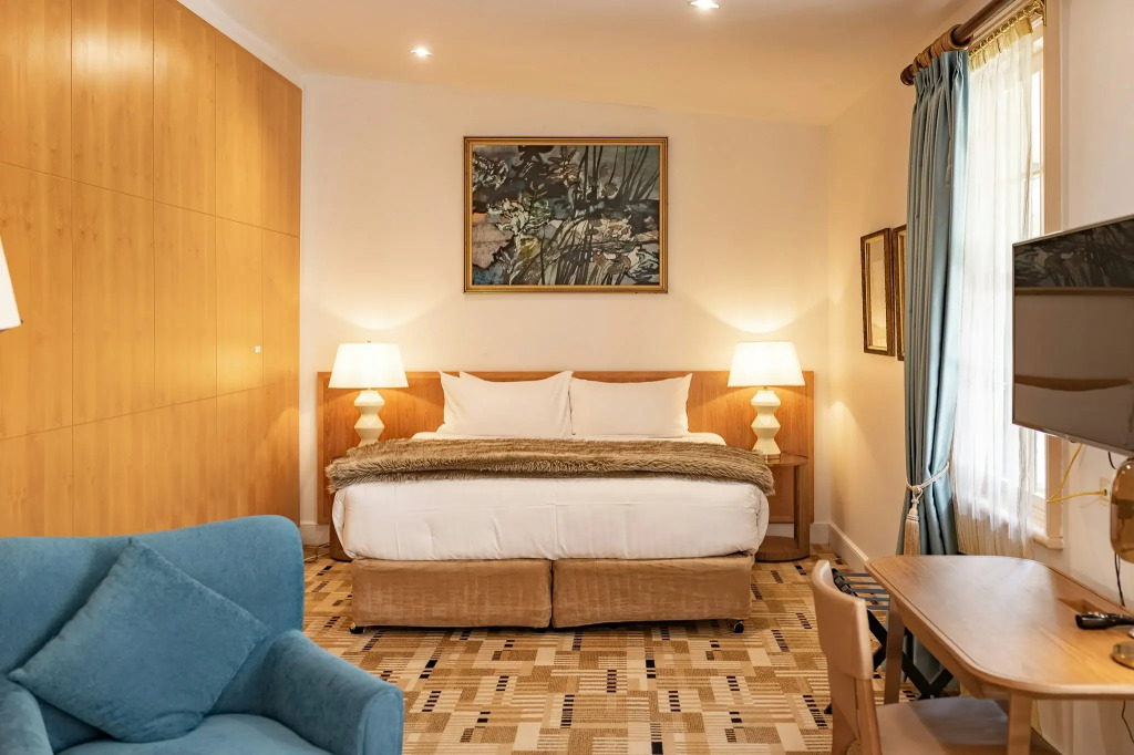 Islington Hotel