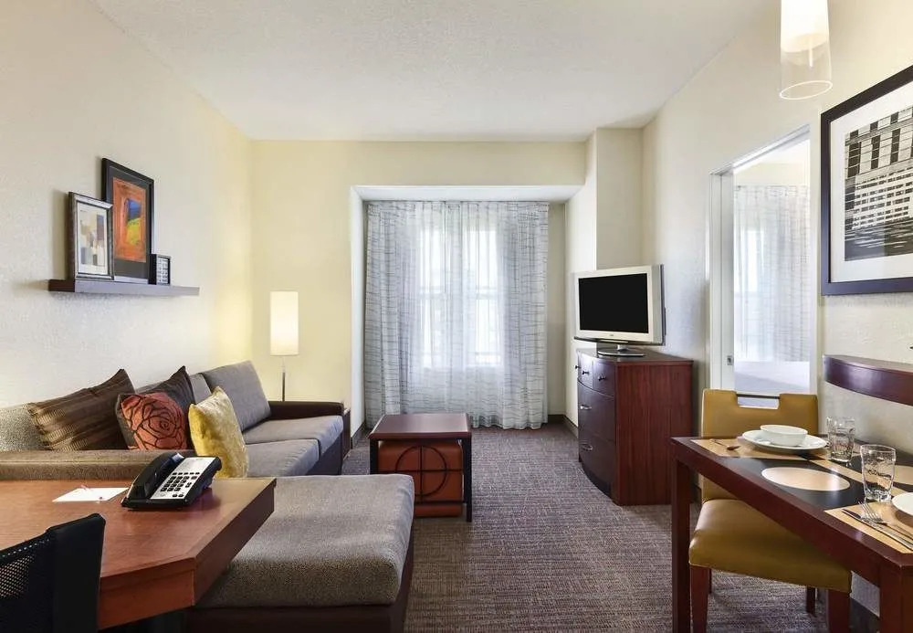 Residence Inn by Marriott Greensboro Airport