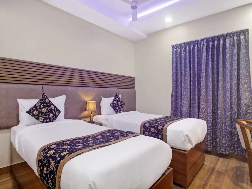 The Superb Hotels