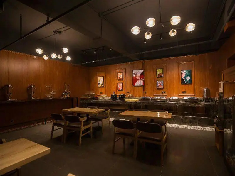 James Joyce Coffetel·Kaifeng Drum Tower