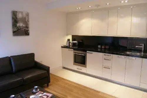 Tower Hill Serviced Apartments