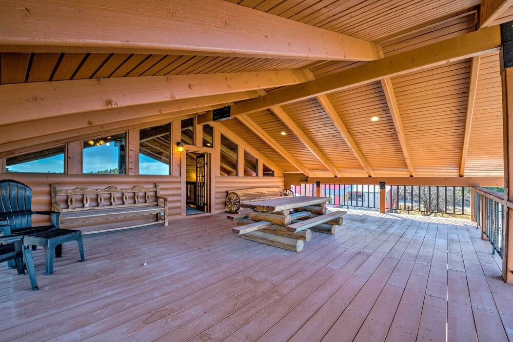 Pet-friendly Cloudcroft Cabin: Walk to Shop, Food