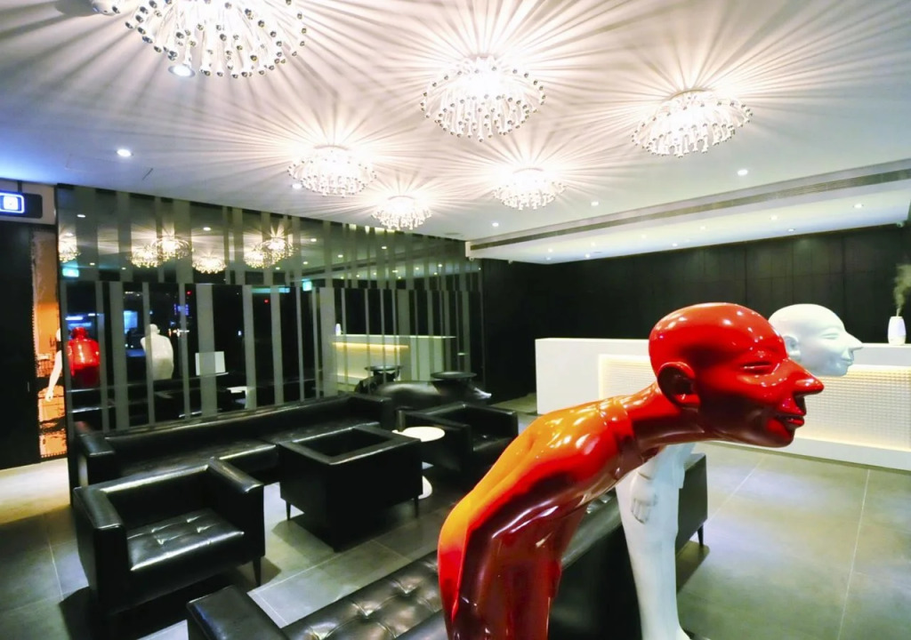 CHECK inn Express Kaohsiung Love River