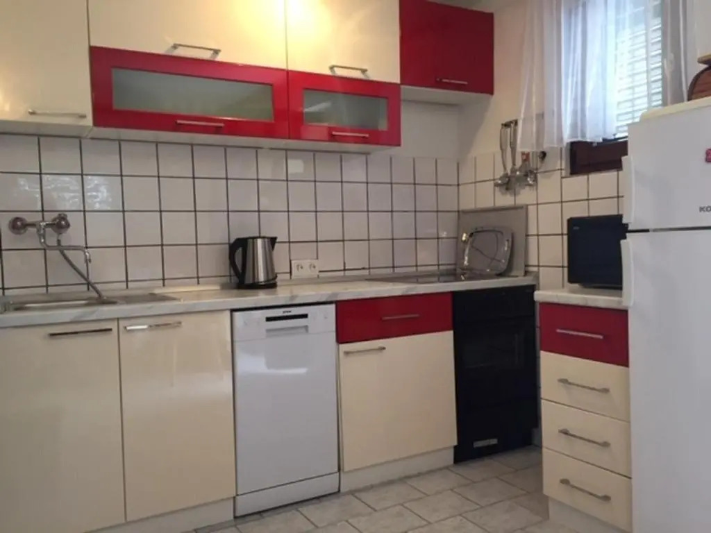 Apartments and Room Villa Makaj