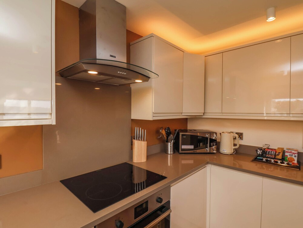 Apartment 3